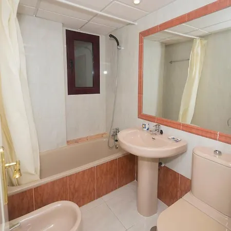 Topaz With Sea Views On The Beachfront In Calpe *