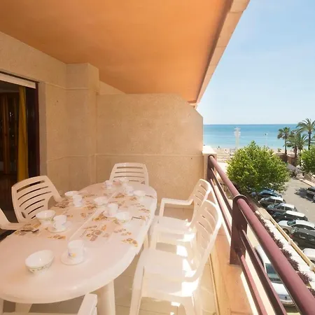 Topaz With Sea Views On The Beachfront In Calpe *